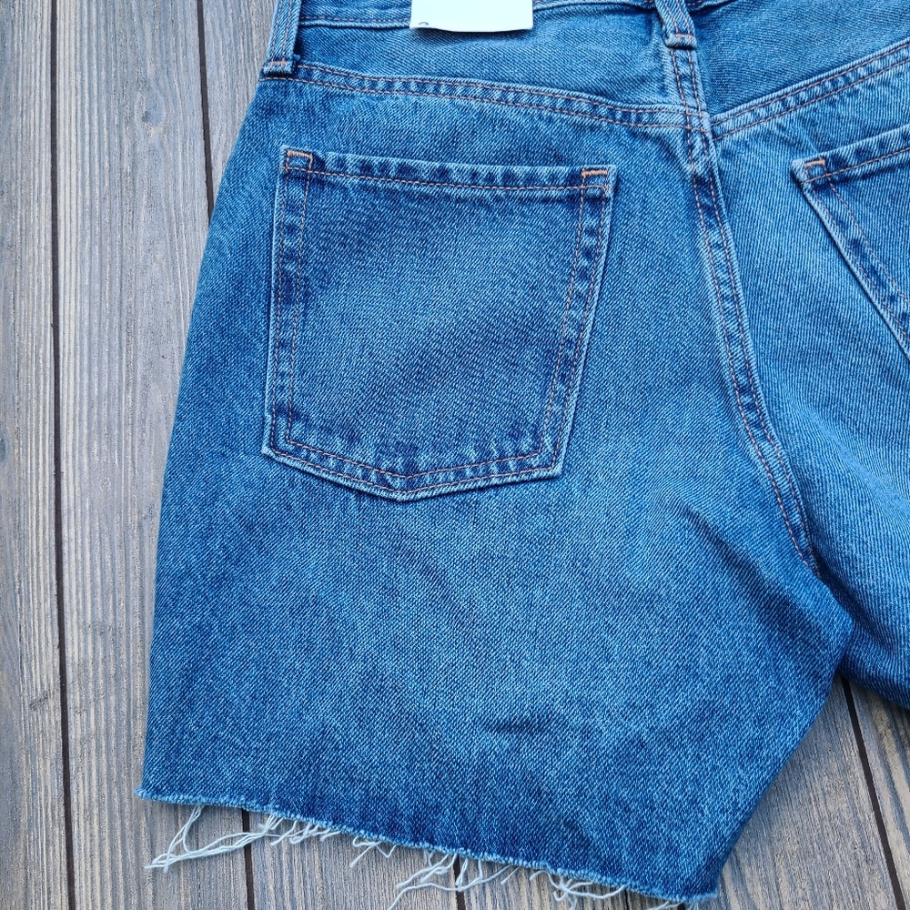 Old Navy High Waist Denim Shorts - Picture 7 of 9